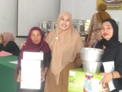 Kadis Koperasi dan UMKM Jeneponto Salurkan Bantuan untuk Warga Miskin Ekstrem, Dukung Program “Jeneponto Bahagia”