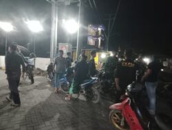 Koramil Marbo Gandeng FKPPI, Linmas, dan Tokoh Masyarakat Gelar Patroli Bersama di Mangarabombang