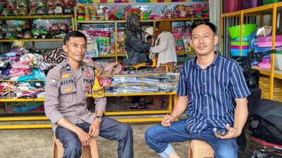 Antisipasi Pencurian hingga Uang Palsu, Bhabinkamtibmas Polsek Marbo Sambangi Toko Serba 35
