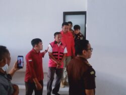 BREAKING NEWS: Korupsi Dana Bos, Kejari Takalar Tahan Kepala Sekolah dan Bendahara BOS