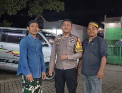 Bhabinkamtibmas Desa Rumbia Amankan Salat Tarwih di Masjid Al-Kautsar, Warga Merasa Lebih Nyaman