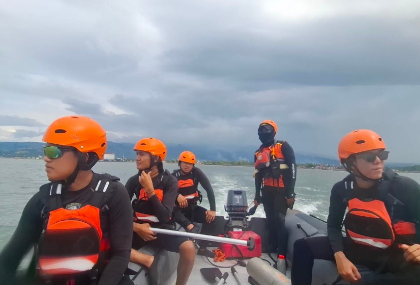 Nelayan Hilang di Perairan Jeneponto Ditemukan Selamat, Tim SAR Sempat Sisir hingga Bulukumba 1 Screenshot 20260203 0728302 l Update Sulsel