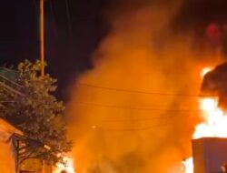 Kebakaran di Galut, Dua Rumah Hangus Diduga Akibat Korsleting Mobil Pick Up