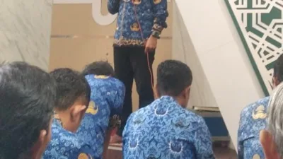 Kabag Hukum Pemkab Jeneponto Bawakan Kultum 7 Menit, Ajak ASN Seimbangkan Ibadah dan Aktivitas Dunia