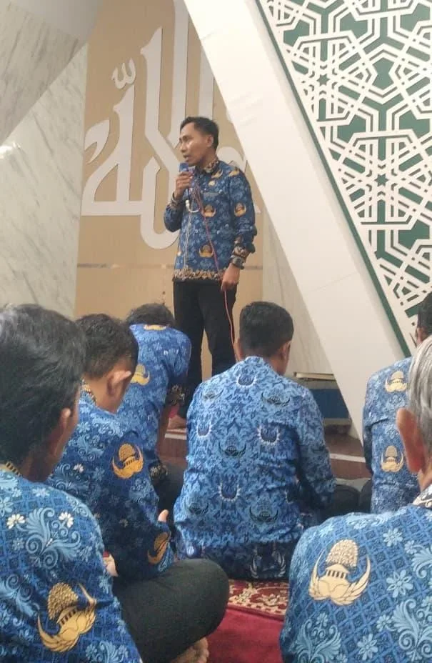 Kabag Hukum Pemkab Jeneponto Bawakan Kultum 7 Menit, Ajak ASN Seimbangkan Ibadah dan Aktivitas Dunia