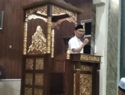 Plt Camat Rumbia Perkenalkan Diri ke Warga Usai Tarawih, Tegaskan Komitmen Tingkatkan Pelayanan