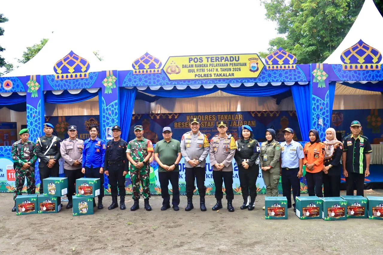 Kapolda Sulsel Turun Langsung Cek Pos Pam dan Pos Yan, Pastikan Mudik Lebaran Aman dan Nyaman 1 Kapolda Sulsel Turun Langsung Cek Pos Pam dan Pos Yan, Pastikan Mudik Lebaran Aman dan Nyaman