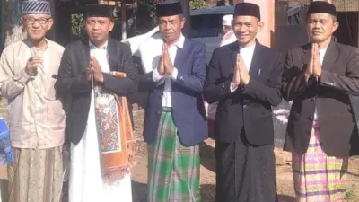 Plt Camat Rumbia Sampaikan Pesan Bupati Jeneponto Saat Salat Idul Fitri, Tekankan Kebersihan dan Pembangunan Daerah