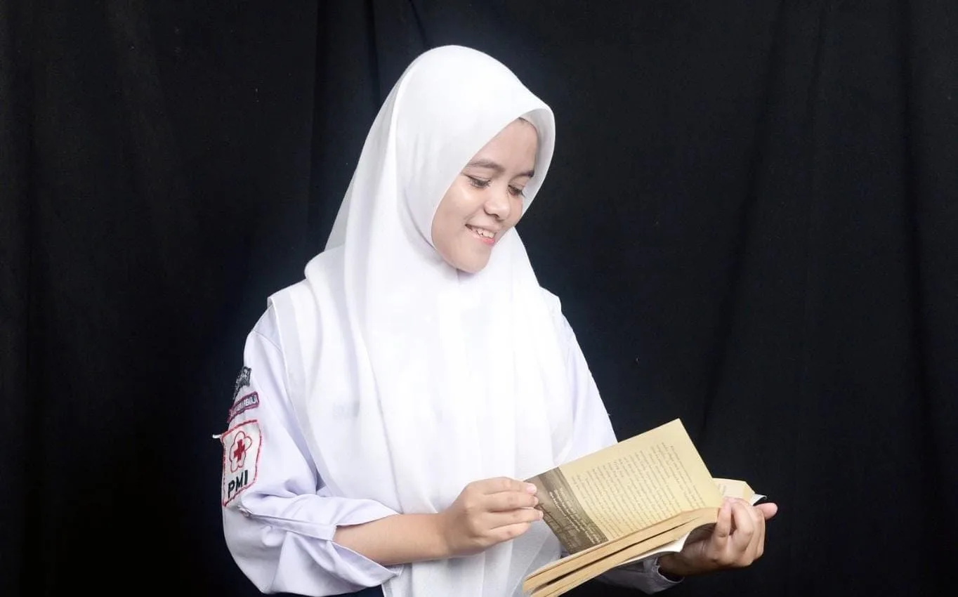 Hasni Buktikan Mimpi Jadi Nyata: Aktif di Banyak Organisasi, Tetap Berprestasi dan Inspiratif 1 Hasni Buktikan Mimpi Jadi Nyata: Aktif di Banyak Organisasi, Tetap Berprestasi dan Inspiratif