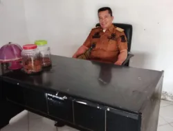 Pemkel Tolo Utara Hadir untuk Warga: Korban Kebakaran Terima Bantuan, Haru dan Bahagia Warnai Lokasi