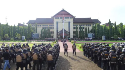 Kapolda Sulsel Pimpin Apel Siaga Kamtibmas dalam Rangka Antisipasi May Day dan Agenda Strategis Lainnya