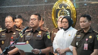 Diduga Korupsi Bibit Nanas Rp50 Miliar, Kejati Sulsel Tahan Mantan Pj Gubernur Sulsel