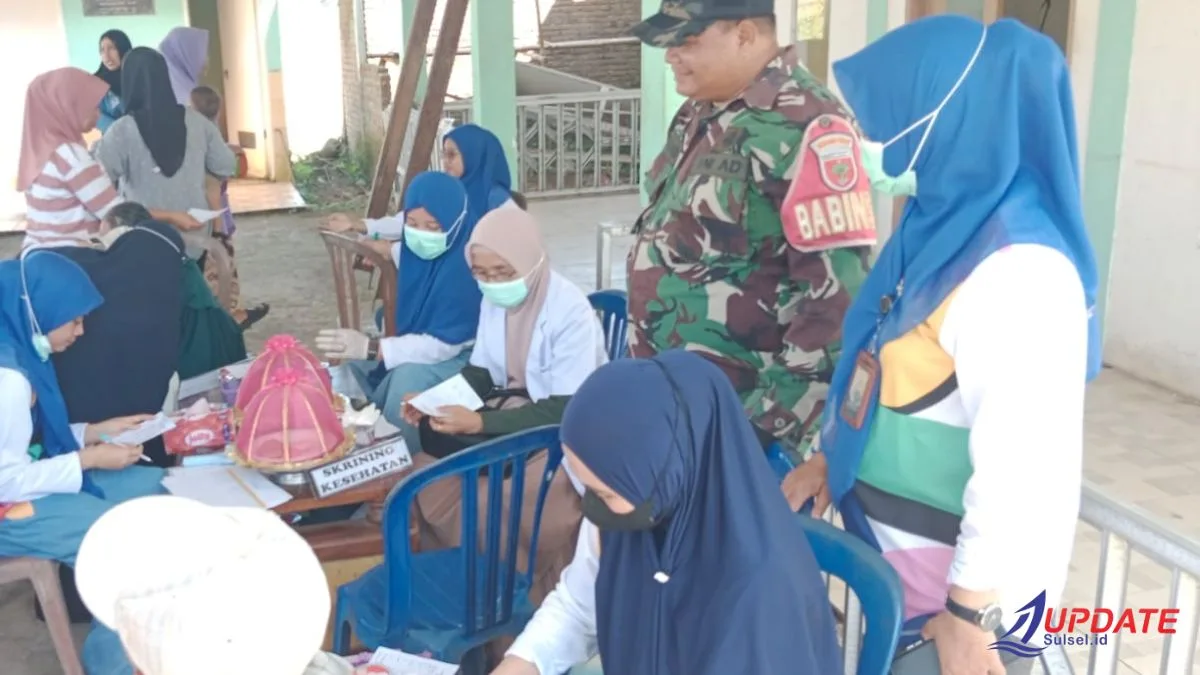 Babinsa Kelurahan Palleko Pantau Skrining Faktor Risiko PTM