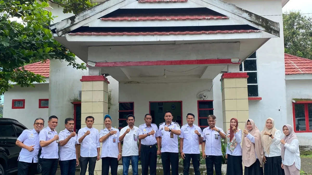 Camat Marbo 20260429 100258 0000 l Update Sulsel