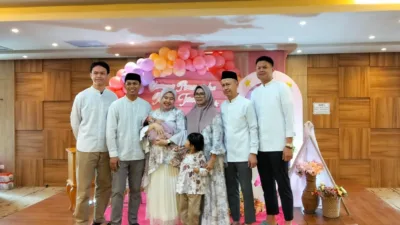 Aqiqah Putri Tasrif–Riha Jadi Momen Hangat Pererat Silaturahmi “Lakasi Big Family” di Makassar 4 Aqiqah Putri Tasrif–Riha Jadi Momen Hangat Pererat Silaturahmi “Lakasi Big Family” di Makassar