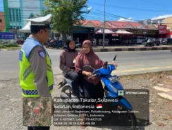 Humanis di Jalan Raya, Satlantas Polres Takalar Tegakkan Disiplin Lalu Lintas Lewat Gatur Persuasif