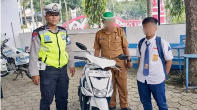 Polisi Tertibkan Pelajar Pengendara Motor di Takalar, Orang Tua Diminta Lebih Awasi Anak