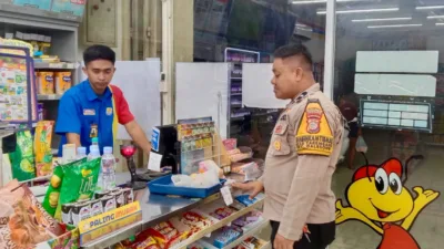 Patroli Malam di Minimarket, Polisi Perkuat Sinergi Kamtibmas di Tarembang 7 IMG 20260409 WA0020 l Update Sulsel