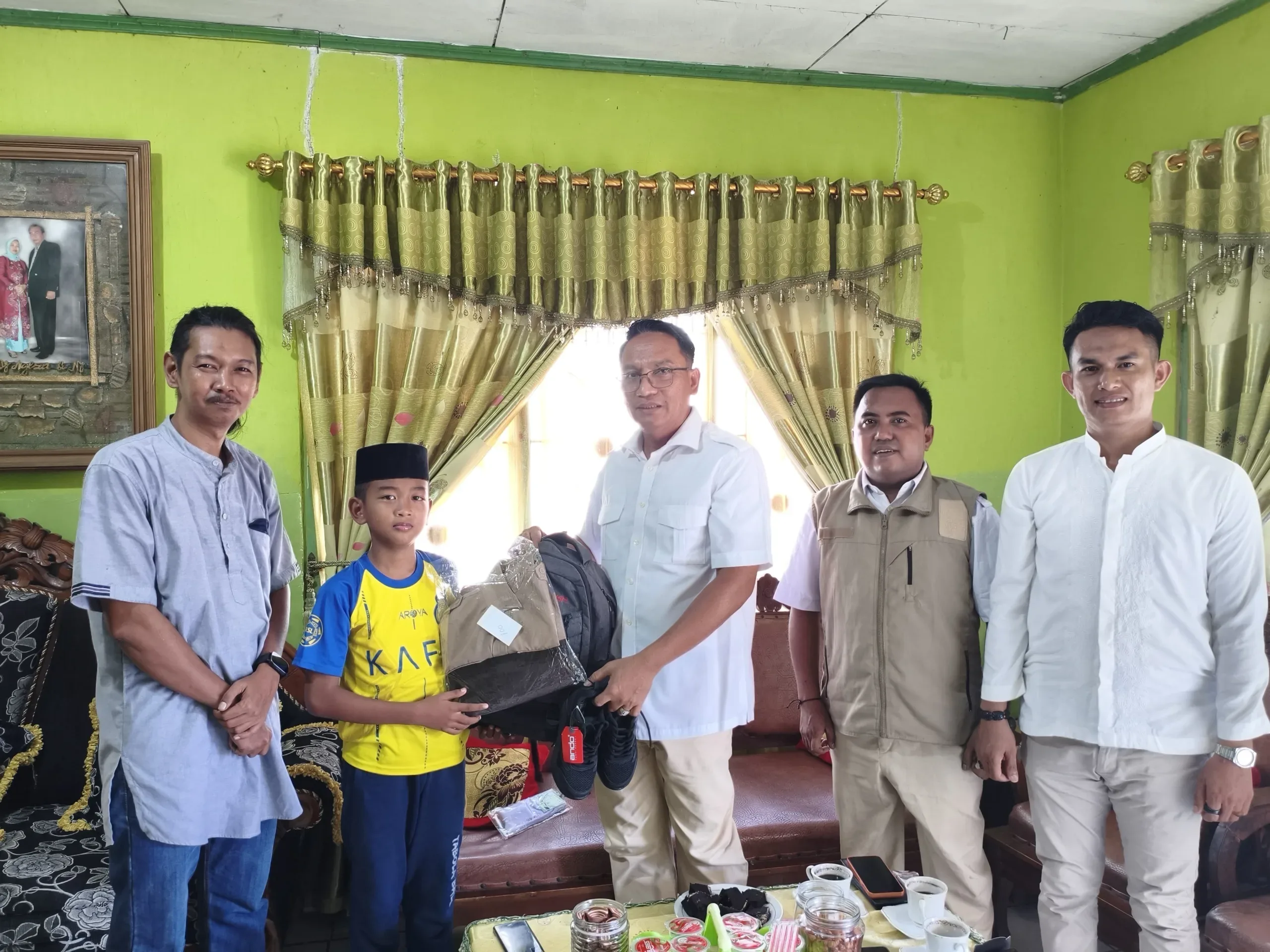 Presiden Apresiasi Siswa Takalar yang Hafal Pembukaan UUD 1945 1 IMG 20260410 WA01281 jpg l Update Sulsel