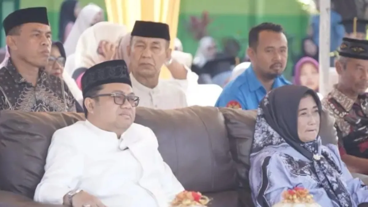 Wakil Bupati Gowa Hadiri Wisuda 401 Santri BKPRMI Bontonompo Selatan 7 IMG 20260412 214832 l Update Sulsel