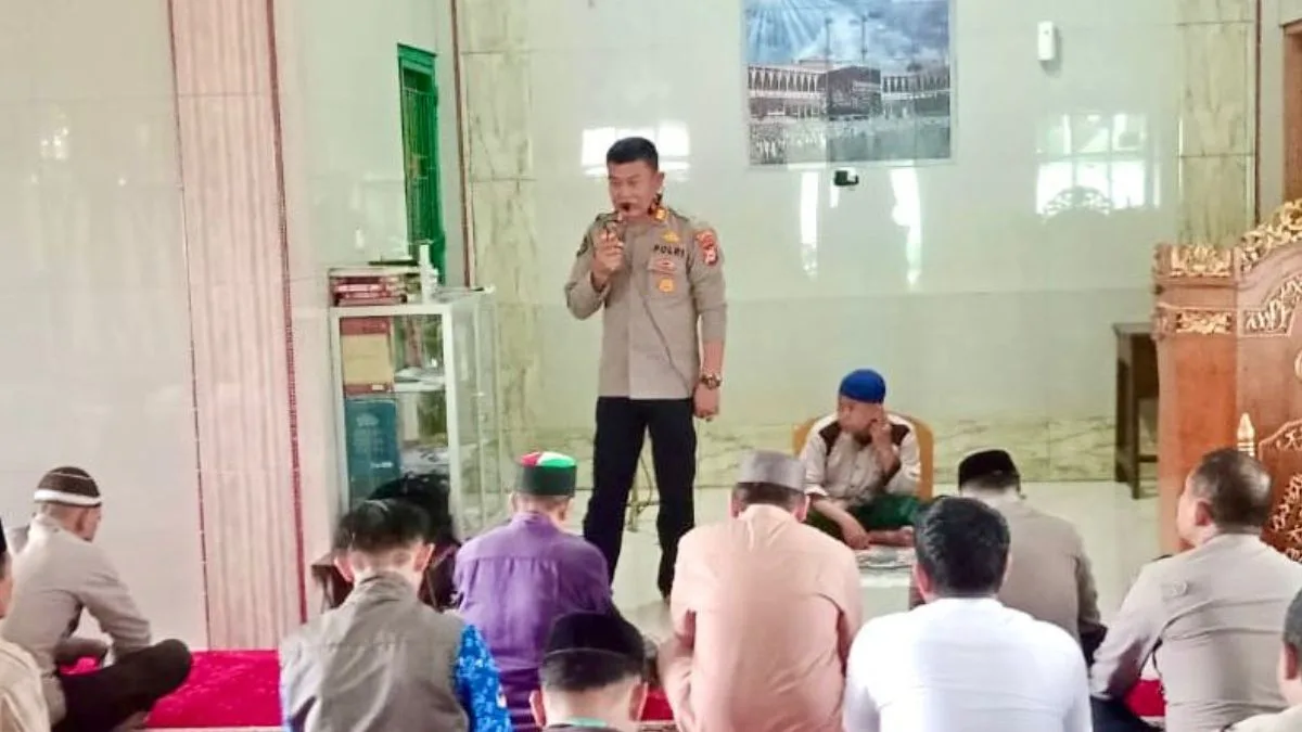 Pendekatan Humanis Kapolsek Polsel : Salat Berjamaah hingga Imbauan Kamtibmas