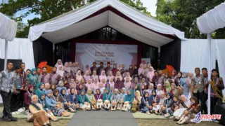 Suasana Haru Selimuti SMA Negeri 6 Takalar, 172 Siswa Akhiri Perjalanan Putih Abu-Abu.