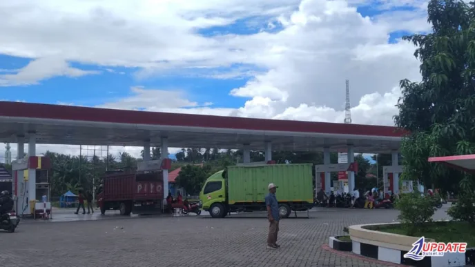 SPBU Tarowang Prioritaskan Pelayanan Nelayan, Dukung Kesejahteraan Masyarakat Pesisir 6 SPBU Tarowang Prioritaskan Pelayanan Nelayan, Dukung Kesejahteraan Masyarakat Pesisir