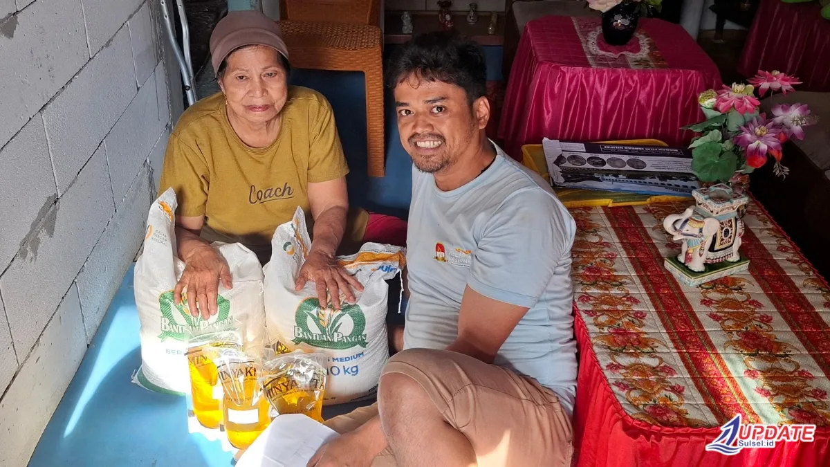 Sisir Warga Pelosok dan Disabilitas, Bakti Setiawan Antar Langsung Bantuan Pangan Untuk Warga Mario Pulana 1 Berbagi Sembako 20260524 211023 0000 l Update Sulsel
