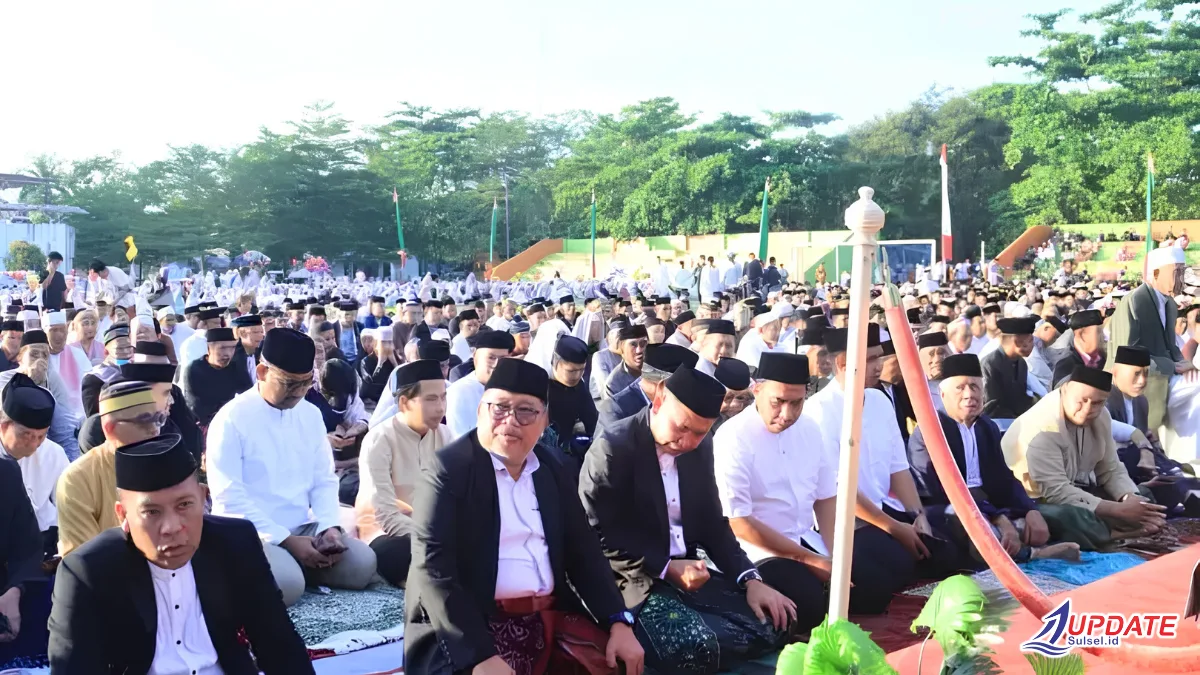 Ribuan Warga Padati Salat Idul Adha 1447 Hijriah di Takalar, Daeng Manye Serukan Persatuan 1 Bupati Takalar 20260527 150920 0000 l Update Sulsel
