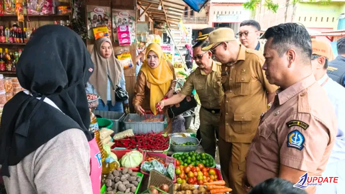 Sidak Dua Pasar Tradisional, Wakil Bupati Bone Pastikan Ketersediaan Pangan Aman 1 Wabup Bone Sidak Pasar 20260526 123049 0000 l Update Sulsel