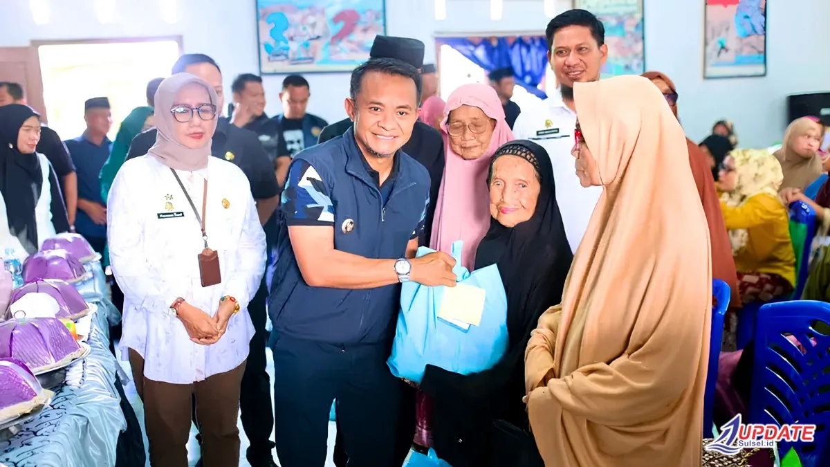 Bupati Bone Salurkan Bantuan untuk Keluarga Miskin dan Miskin Ekstrem 1 Bupati Bone 20260612 155959 0000 l Update Sulsel