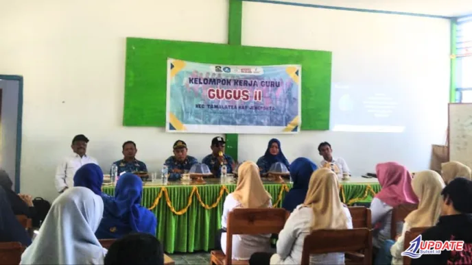 KKG Gugus 11 Tamalatea Resmi Dibuka, Korwil Dikbud Dorong Peningkatan Kualitas Guru 2 KKG Gugus 11 Tamalatea Resmi Dibuka Korwil Dikbud Dorong Peningkatan Kuali 20260617 195317 0000 l Update Sulsel