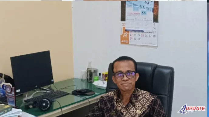 Kepala SMPN4 Labbakkang Pangkep 20260604 112841 0000 l Update Sulsel