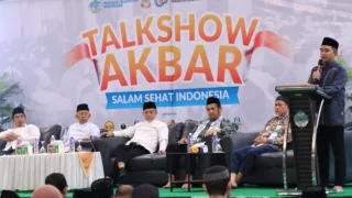 Ribuan Warga Makassar Meriahkan Talkshow dan Jalan Sehat Semarak Muktamar V Wahdah Islamiyah