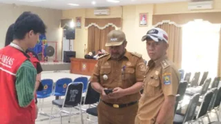 Camat Binamu Minta Mahasiswa KKN Unhas Tunjukkan Kerja Nyata untuk Masyarakat