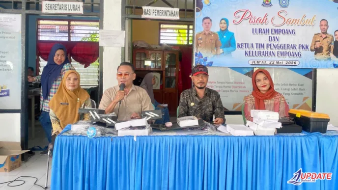 Antusias! Warga Kelurahan Empoang Padati Layanan Pemeriksaan Mata dan Pembagian Kacamata Gratis