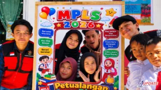 Mahasiswa KKN Tematik Literasi Unhas Mulai Bergerak, Sambangi Tiga Sekolah di Desa Laguruda Bangun Sinergi Penguatan Literasi