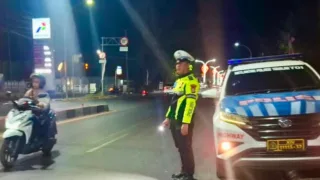 Patroli Blue Light Satlantas Polres Takalar Intensif di Malam Hari, Cegah Kecelakaan dan Beri Rasa Aman bagi Warga