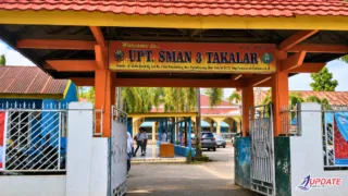 Diduga Jual Beli Seragam di SMAN 3 Takalar, Keterangan Orang Tua dan Sekolah Berbeda