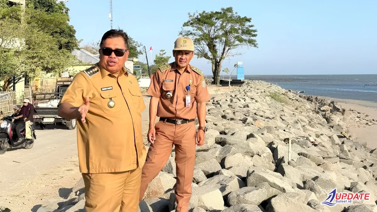 Bupati Takalar Tinjau Tanggul Pemecah Abrasi Pantai di Desa Punaga. 2 UPDATESULSEL.ID TERKINI 20260825 170848 0000 l Update Sulsel
