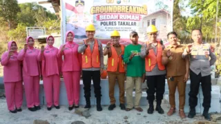 Batu Pertama Bedah Rumah di Polut, Polres Takalar Hadirkan Harapan untuk Keluarga Buruh Harian
