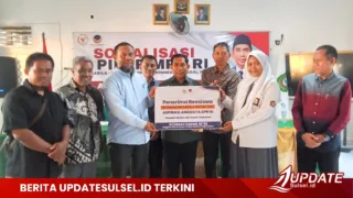 Achmad Daeng Se’re Salurkan PIP dan Tenda Pramuka ke SMAN 1 Takalar, Akses Pendidikan Didorong Makin Luas