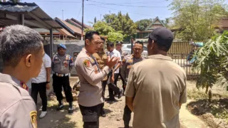 Kapolres Takalar Sambangi Petani Pepaya, Dorong Ketahanan Pangan dari Tingkat Kelurahan