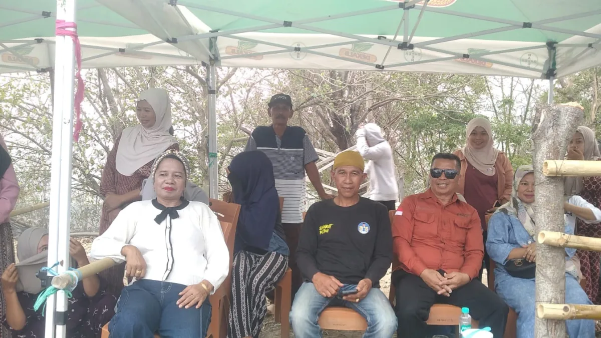 Lurah Tolo Utara Hadir di Tengah Warga, Nobar Turnamen Sepak Takraw Jadi Ajang Hiburan dan Kebersamaan